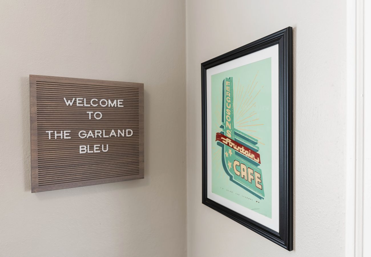 House in Spokane - The Garland Bleu 3 bedroom home 