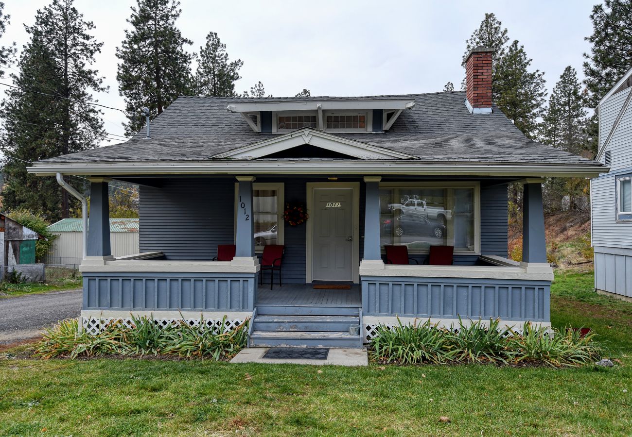Townhouse in Spokane - Cozy South Hill Home with 3 bedrooms