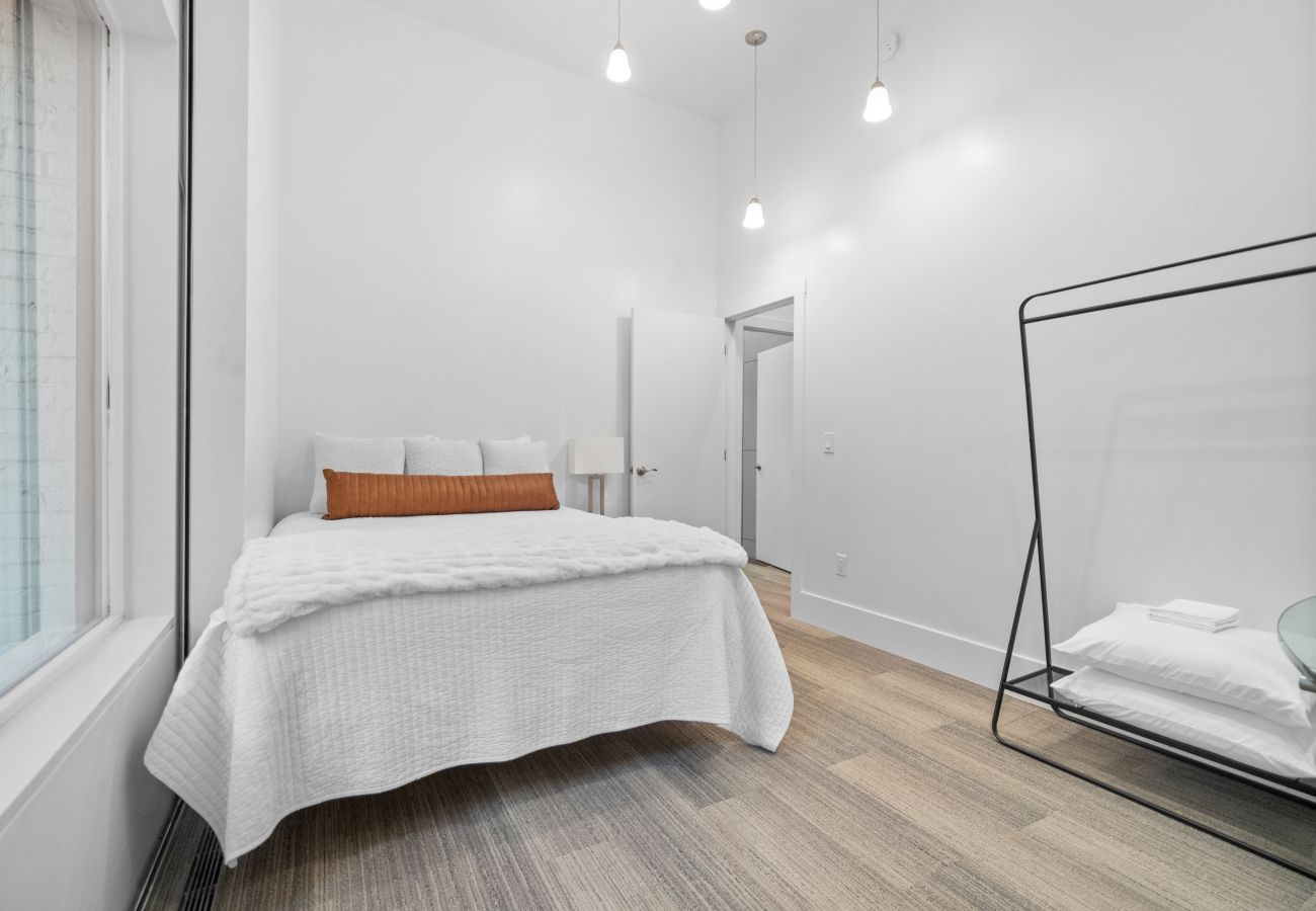 Apartment in Spokane - Glamorous 2 Condo bedroom at Maple View Terrace