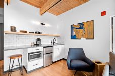 Studio in Spokane - Cozy loft in Kendall Yards-4