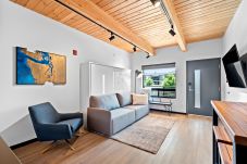 Studio in Spokane - Cozy loft in Kendall Yards-4
